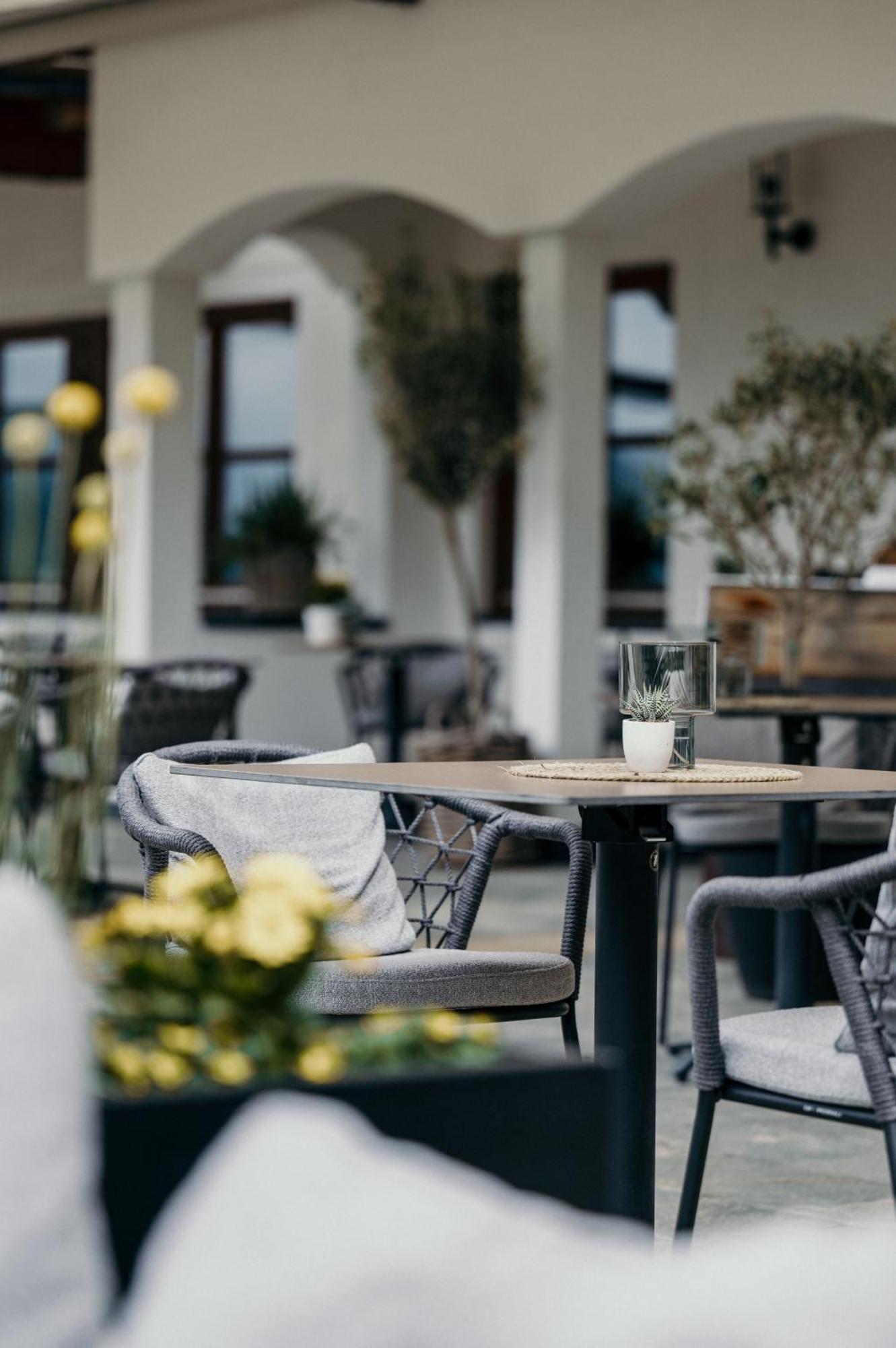 Sonnhof Alpendorf Hotel 4*